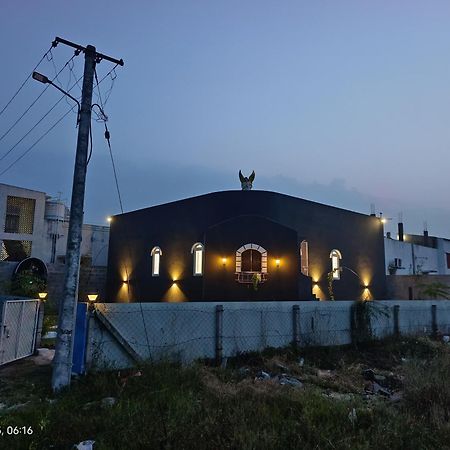 Caveman Guest House Pondicherry Exterior foto
