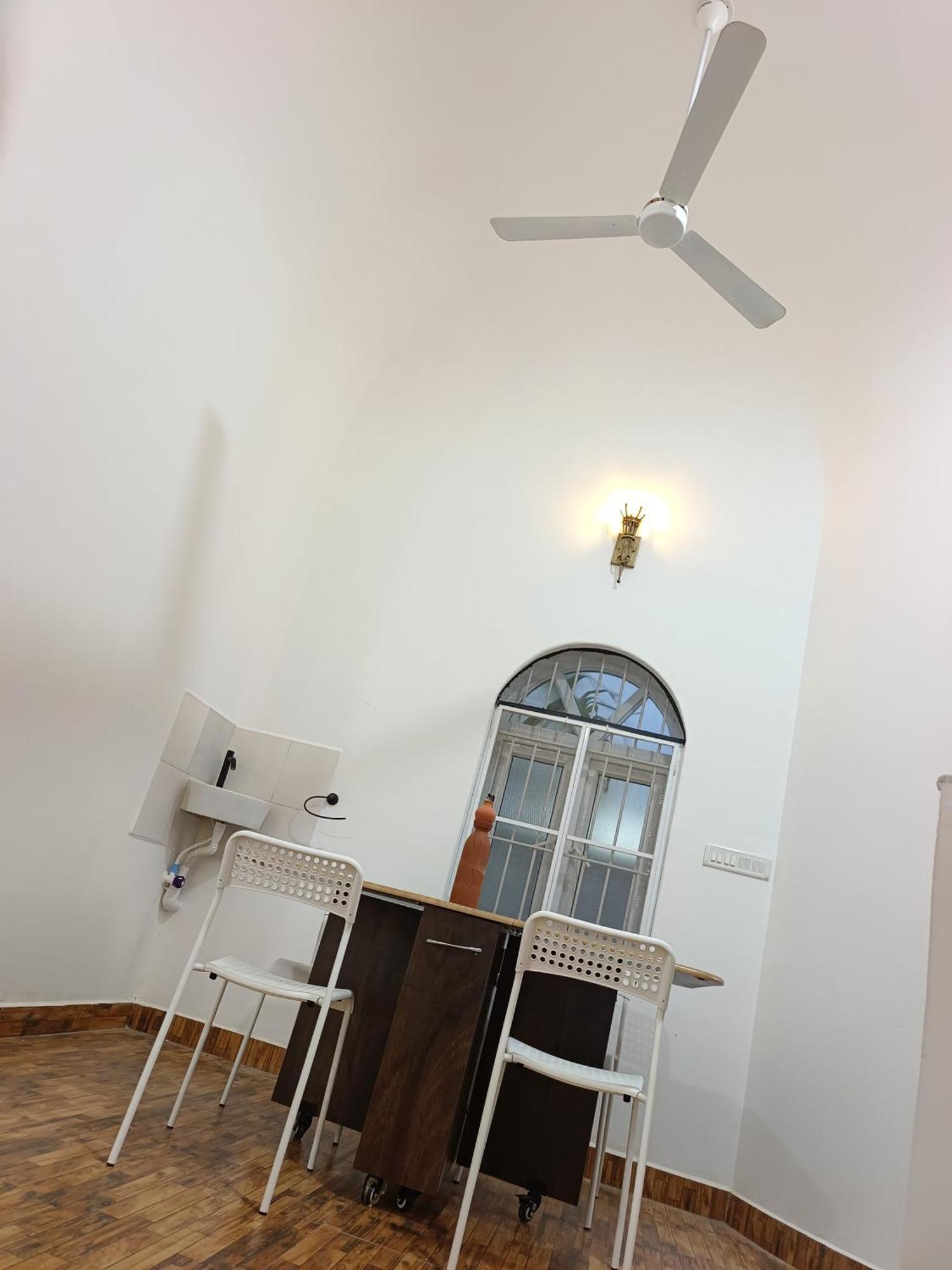 Caveman Guest House Pondicherry Exterior foto